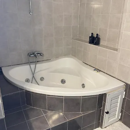 Apartment Erato Muse
